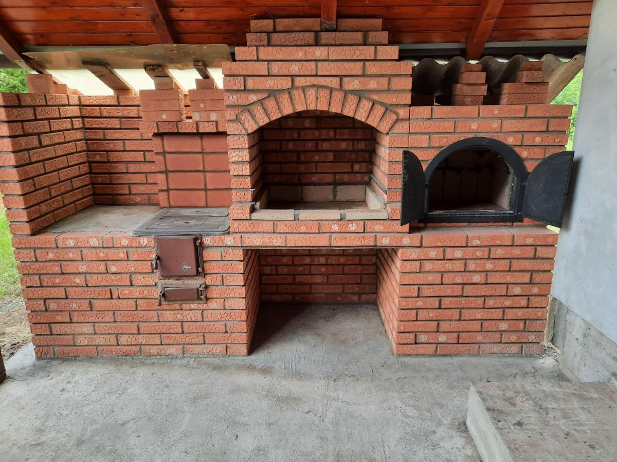 Casuta Bunicilor Villa Pucioasa Exteriör bild